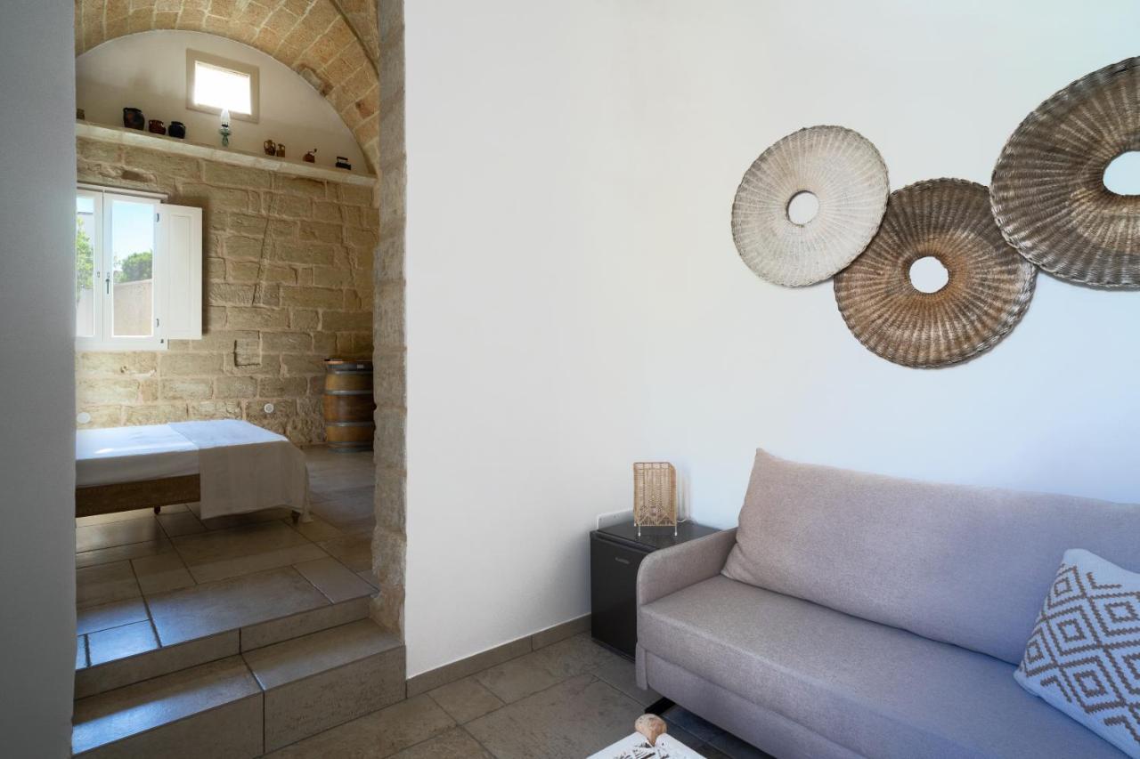 Li Perrini Boutique B&B Acquarica Exterior foto