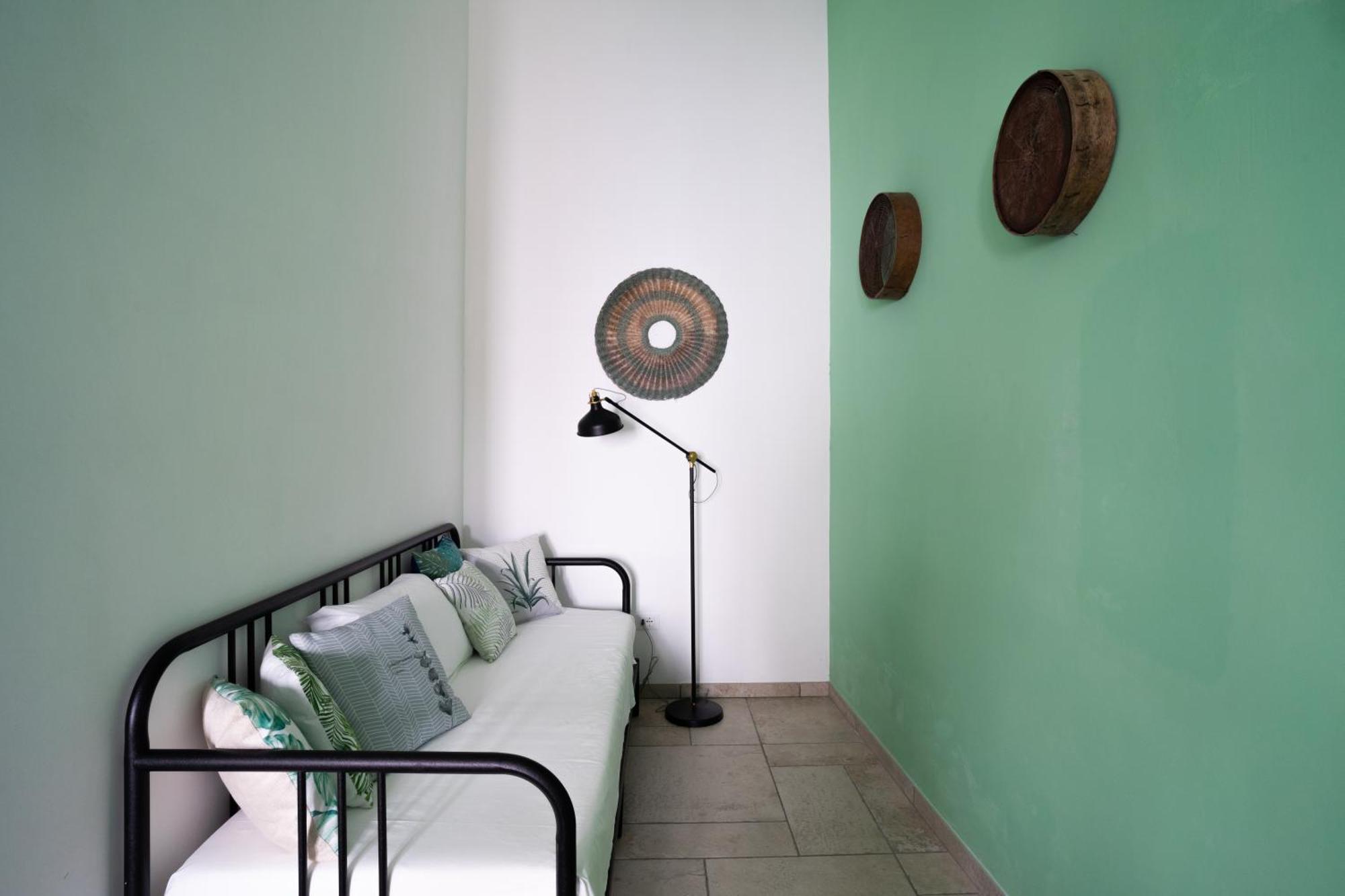 Li Perrini Boutique B&B Acquarica Quarto foto